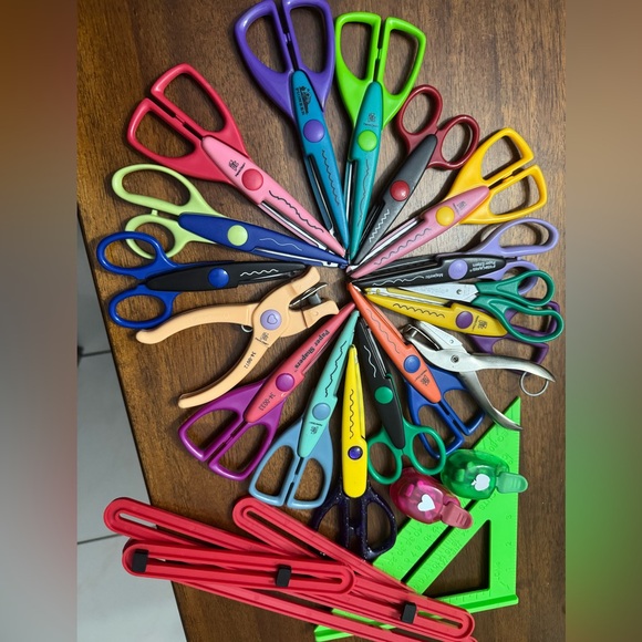 Colorful Kids Craft Scissors Set - Picture 2 of 4